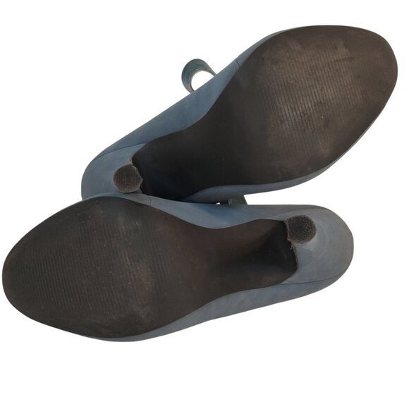 Elegant Blue Heels with Bow Detail - Picture 9 of 10